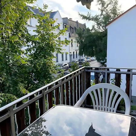 2-schlafzimmer-wohnung Mit Parkplatz-balkon-kueche- Garten, Nahe Dus Airport, Messe * Duisburg