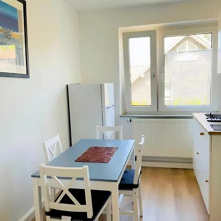 2-schlafzimmer-wohnung Mit Parkplatz-balkon-kueche- Garten, Nahe Dus Airport, Messe * Duisburg