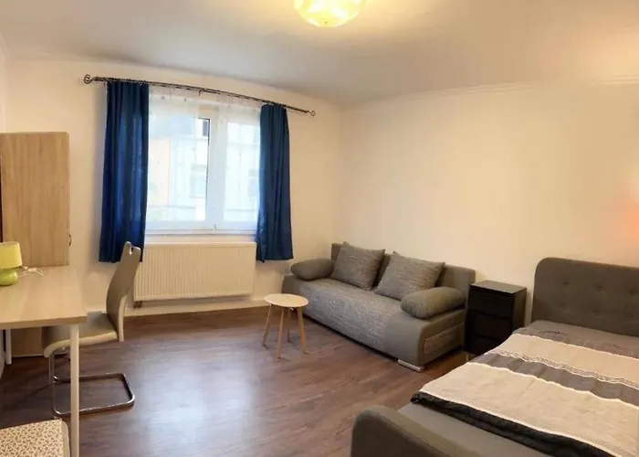 2-schlafzimmer-wohnung Mit Parkplatz-balkon-kueche- Garten, Nahe Dus Airport, Messe *